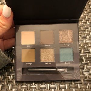 Ulta Beauty eyeshadow palette